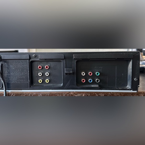 Sony SLV-D380P DVD/VCR Tunerless Progressive Scan DVD/VHS Combo Player No Remote - Picture 8 of 15